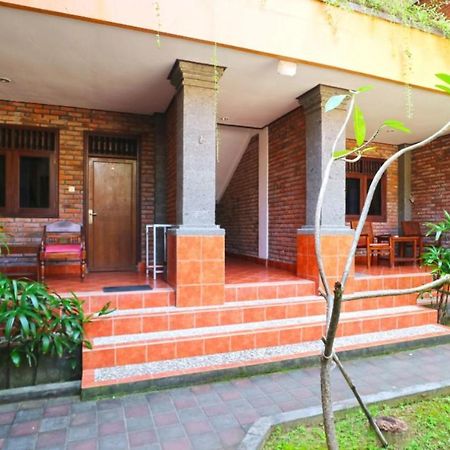 Kedin'S Inn دنباسار المظهر الخارجي الصورة
