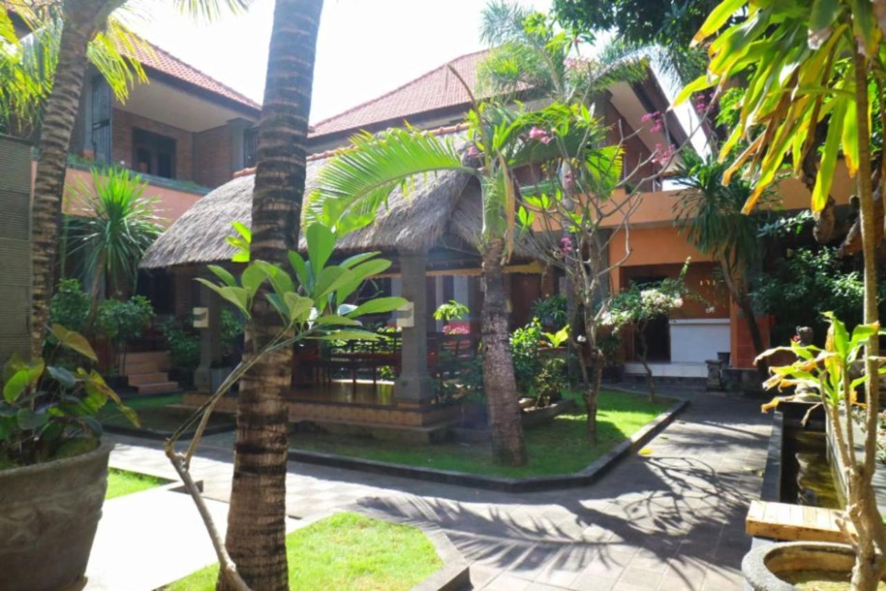 Kedin'S Inn دنباسار المظهر الخارجي الصورة
