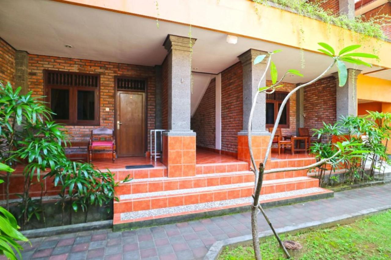Kedin'S Inn دنباسار المظهر الخارجي الصورة