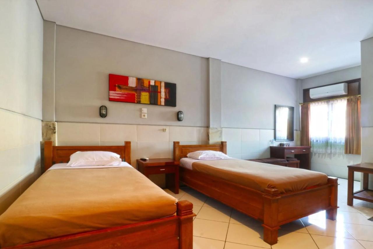 Kedin'S Inn دنباسار المظهر الخارجي الصورة